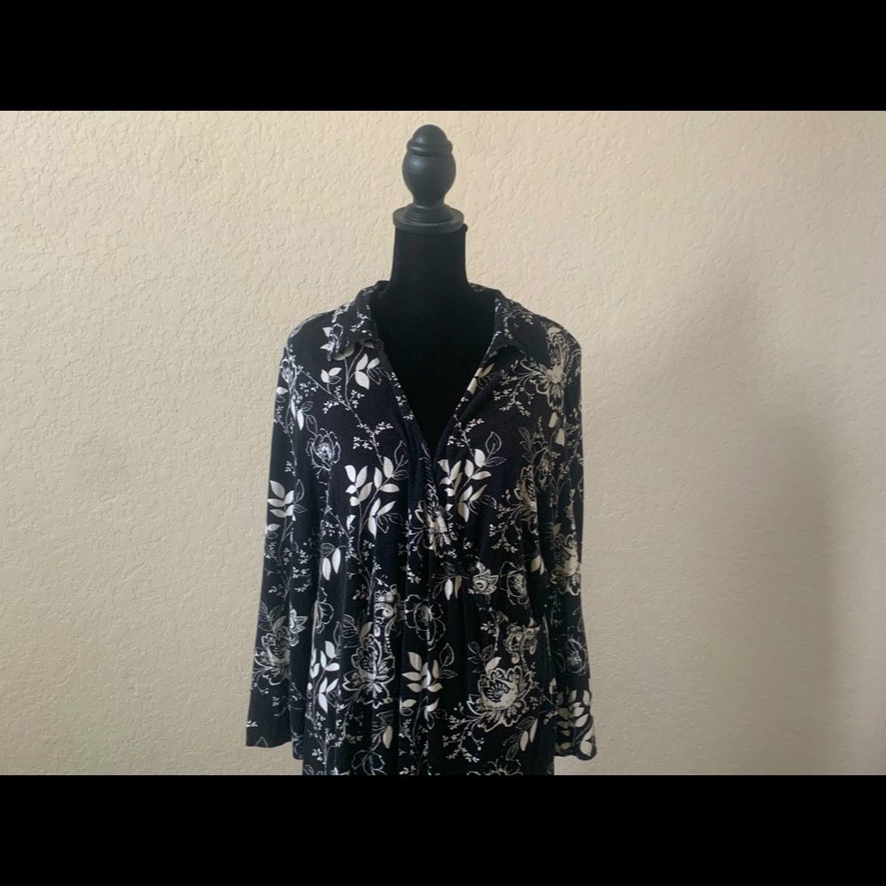 Long sleeve floral print wrap dress